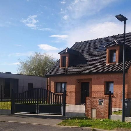 Maison Individuelle, Campagne, 3 Chambres, Baignoire Balneo 2 Places Genech Esterno foto