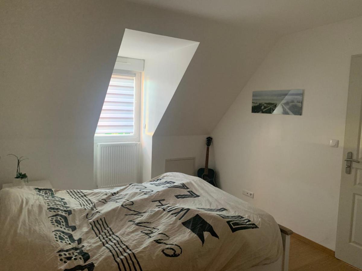 Maison Individuelle, Campagne, 3 Chambres, Baignoire Balneo 2 Places Genech Esterno foto