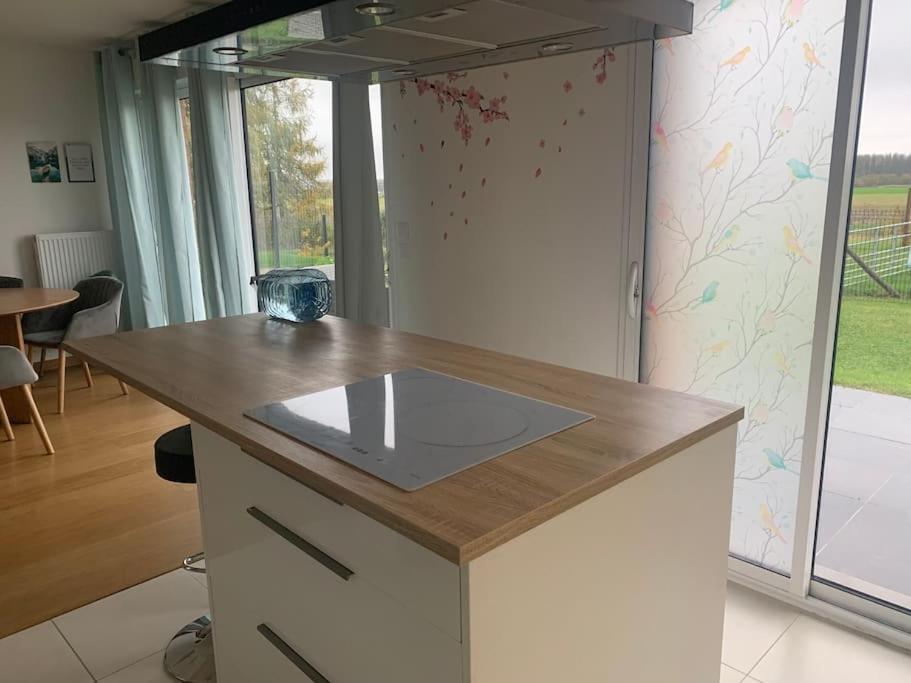 Maison Individuelle, Campagne, 3 Chambres, Baignoire Balneo 2 Places Genech Esterno foto